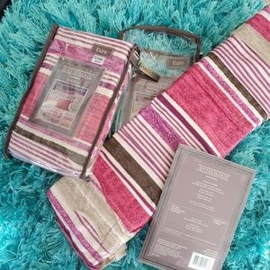 nip 2 anthology mauve striped euro shams